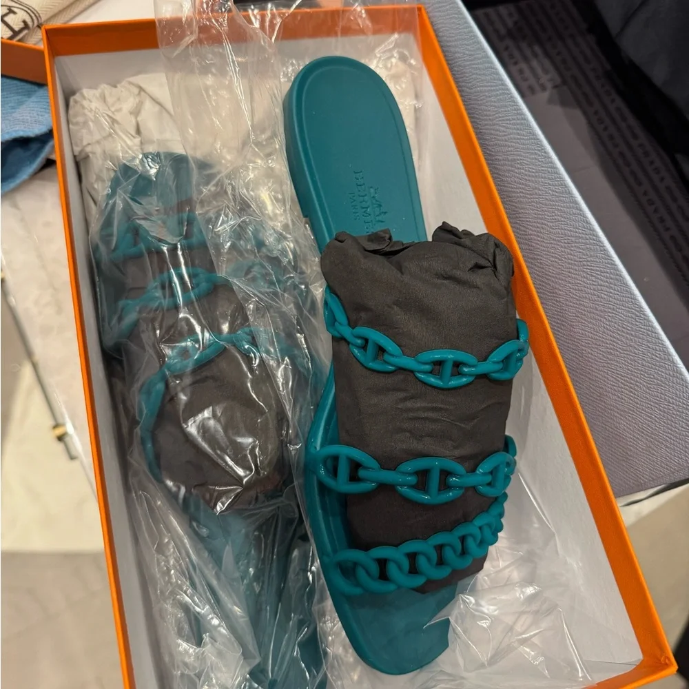 Brand New Hermes Rivage Sandals size 38 - Picture 1 of 4